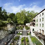 Les Pyrenees - Le Grand & Le Chateau 酒店