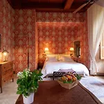 Les Pyrenees - Le Grand & Le Chateau 4*