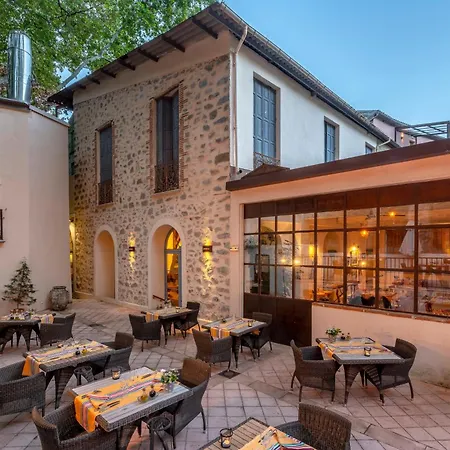 Hotel Les Pyrénées - Le Grand Hôtel&le Château