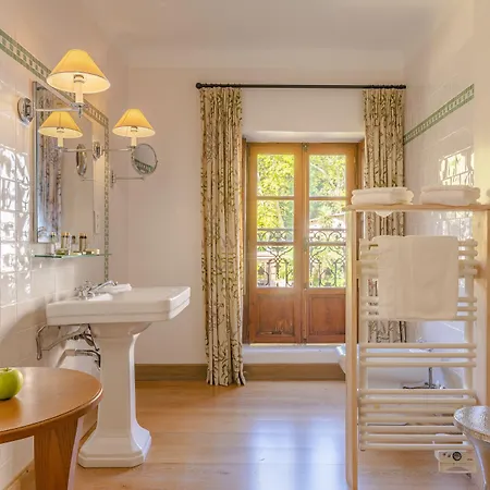 Les Pyrénées - Le Grand Hôtel&le Château 4* Moltig les Bains