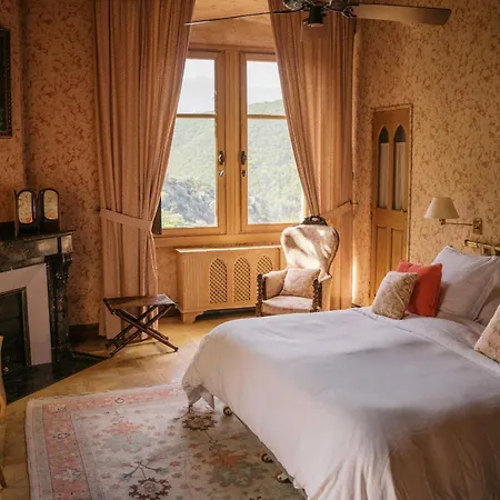 Les Pyrenees - Le Grand & Le Chateau 4* Moltig les Bains