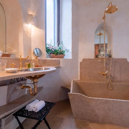 Les Pyrénées - Le Grand Hôtel&le Château 4*