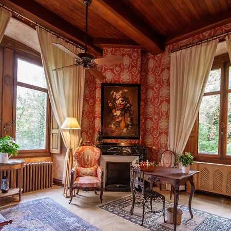 Les Pyrenees - Le Grand & Le Chateau 4*